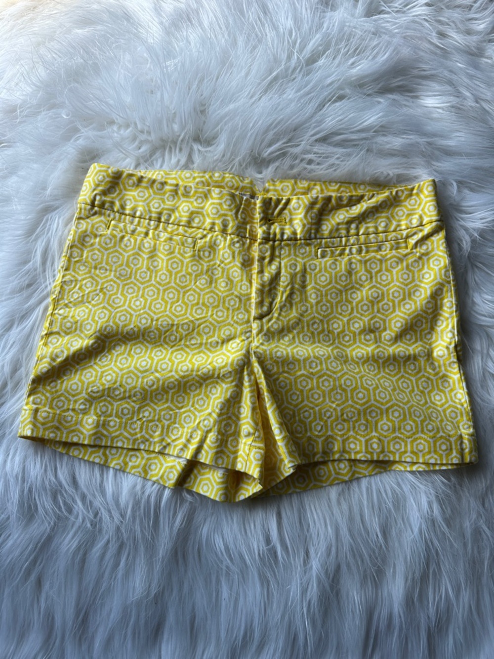 Banana Republic Yellow Geometric High-Waist Women’s Shorts